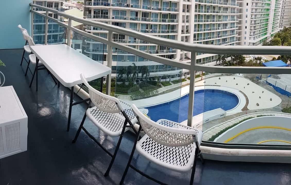 Azure Urban Resort Maui Unit Manila Ngoại thất bức ảnh